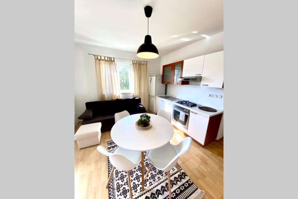 Cozy Apartment Ουμάγκ Εξωτερικό φωτογραφία